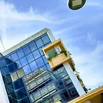 Center Near The Sea And Metro! Unique Crystal With Amazing View *