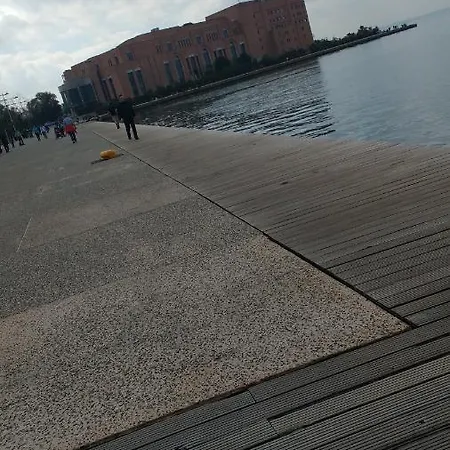 Apartment Center Near The Sea And Metro! Unique Crystal With Amazing View Thessaloniki